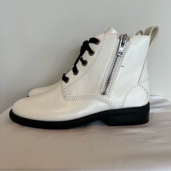 ABOUND-NWT White Combat Lace Up Ankle Boots With Black Laces Size 7.5 - Picture 4 of 12